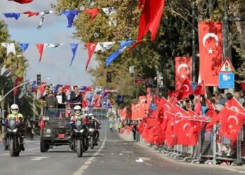 Vatan Caddesi’nde 99’ncu yıl coşkusu