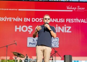 CHP’li Vahap Seçer: Bu memleketi haraç mezat pazarlayanlar…