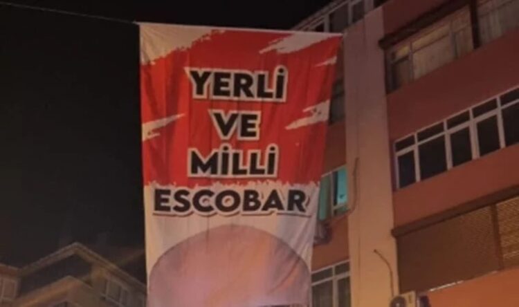 ‘Yerli ve milli Escobar’ pankartına dava: Bakan Soylu ‘mağdur’ olmuş