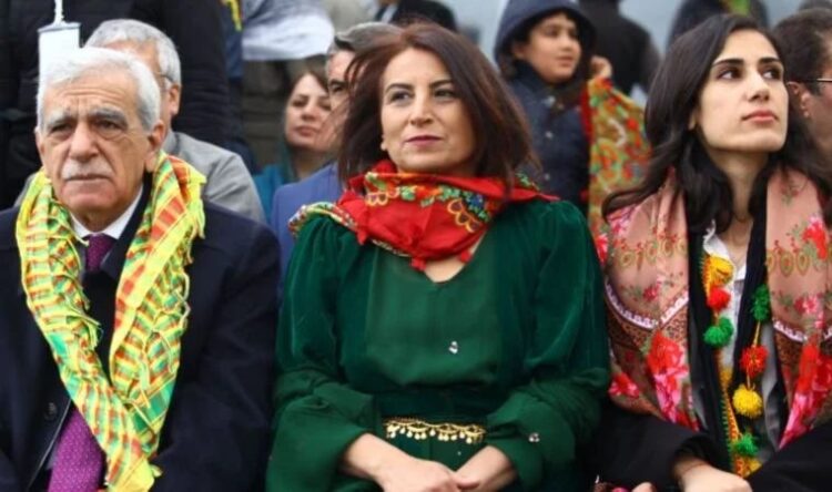 Aysel Tuğluk tahliye ediliyor