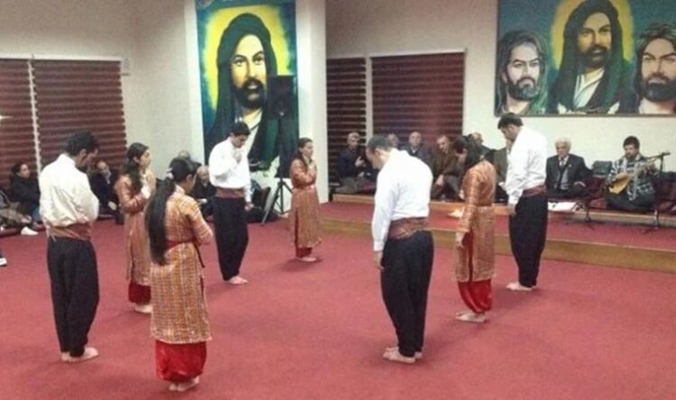 Cemevlerinin imarını düzenleyen madde, komisyondan geçti