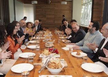 Kemal Kılıçdaroğlu, ABD’de Türk öğrencilerle bir araya geldi