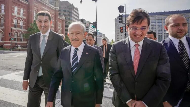 Kılıçdaroğlu’ndan Washington Post’a taziye ziyareti