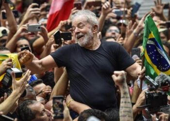 Brezilya’daki seçimler ikinci tura kaldı: Lula lider konumda