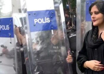 Ankara’da Mahsa Amini protestosunda 5 kadın gözaltına alındı