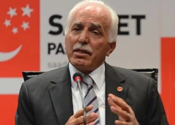 Mustafa Kamalak, Akit’e açtığı davayı kazandı