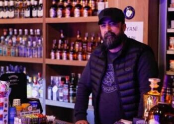 Sigara ve alkol zamlarını duyuran Özgür Aybaş’a ceza!