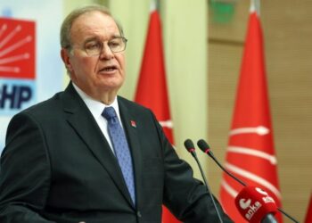 CHP’den ‘sansür yasası’ açıklaması: Ucube yasayı iptal istemiyle AYM’ye taşıyacağız