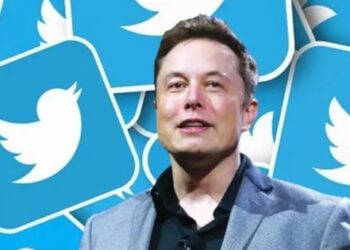 Elon Musk Twitter’ı satın aldığını duyurdu