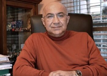 “İntihar Müdahale Merkezi ve Müdahale Hattı kurdum, o bakan kapattı”