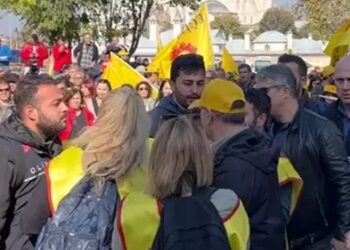 Öğretmenler iş bıraktı: İstanbul’da gözaltılar var