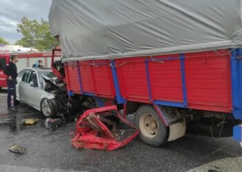 Oğlunun cenazesini almaya giderken kazada hayatını kaybetti