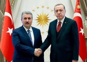 Mustafa Destici “Erdoğan’la görüştük” deyip erken seçim için tarih verdi