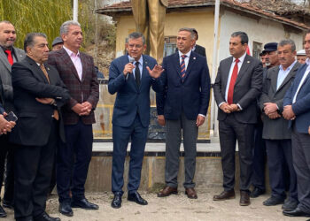 Özgür Özel: ‘İbadethanelerin farklı görülmesi ayrımcılıktır’