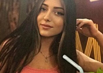 Arkadaşının tüfeğinden çıkan kurşunla vuruldu