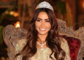 Ünlü model Müslüman oldu, Umre’ye gitti