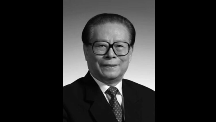 Jiang Zemin hayata gözlerini yumdu
