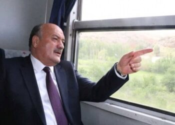 Belgelenen rüşvetin ardından muhalefetten Karaman’a istifa çağrısı