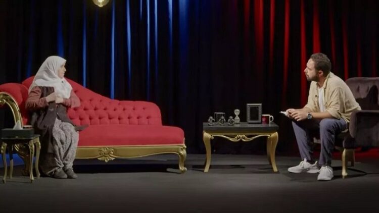 Sosyal medya bu anneyi konuşuyor: Kızının izini sürerken karşısına fuhuş çetesi çıktı!