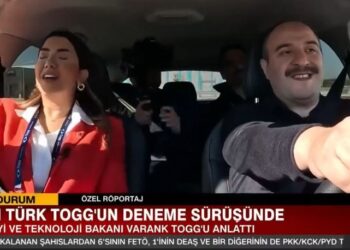 Fulya Öztürk TOGG’a bindi, tepkileri gündem oldu
