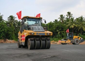 Çin’in büyük karayolu projeleri tam yol ilerliyor