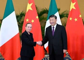 Xi, İtalya Başbakanı Meloni ile bir araya geldi