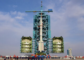 Çin, Shenzhou-15 mürettebatlı uzay aracını 29 Kasım’da uzaya gönderecek