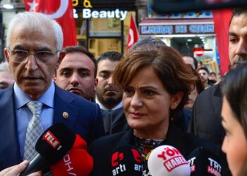 Kaftancıoğlu: Teröre inat demokrasiyi çoğaltmaya ihtiyaç duyduğumuz günlerdeyiz