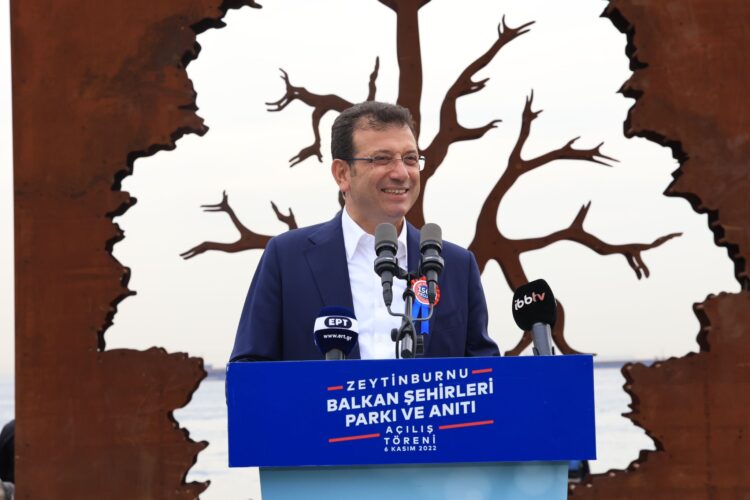 Zeytinburnu yeni çehresine kavuştu…