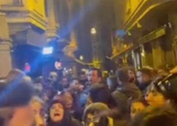 25 Kasım’da Taksim kadınlara kapatıldı