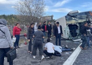 Bolu’da otobüs devrildi: 3 ölü, çok sayıda yaralı