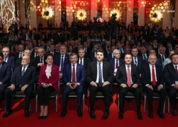 Altılı masadan tanıtım filmi: ‘Şimdi demokrasi zamanı’