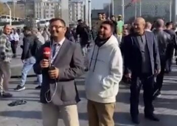 Aşk acısı çeken genç canlı yayını yarıda kesti