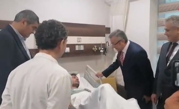 CHP’li vekillerden yaralılara ziyaret