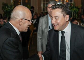 Mehmet Şimşek, DEVA Partisi yolunda mı?