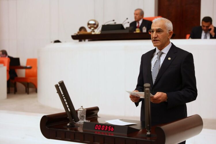 CHP’li Kılınç sordu: Gece yarısı Emniyet ve Jandarma’ya talimatı kim verdi?