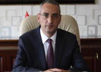 İntihara kalkışan Armutlu Kaymakamı hayatını kaybetti