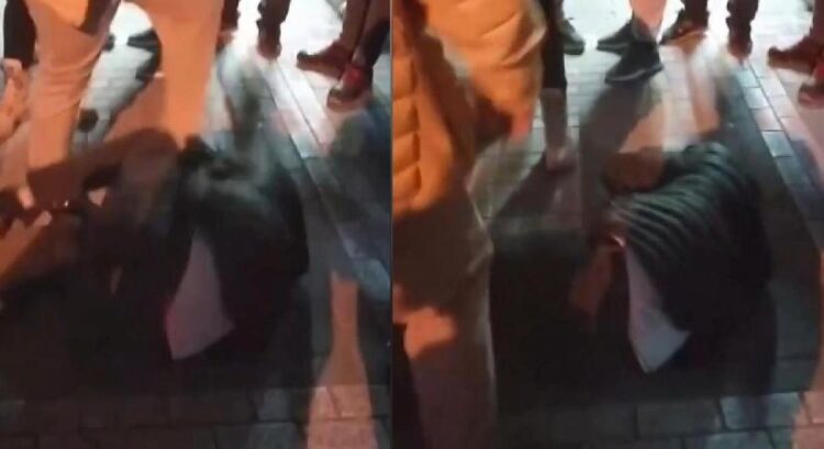 Çıplak fotoğraflarla şantaj yaptı, sokak ortasında dövüldü