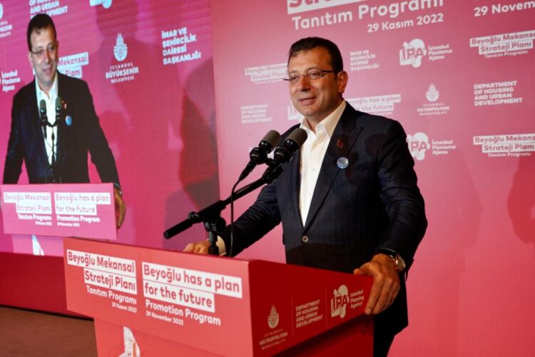 İmamoğlu: Hiç kimse Beyoğlu ile yapboz tahtası gibi oynayamayacak