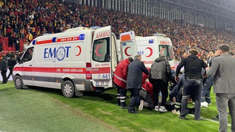 İzmir’de olaylı maç: Altaylı taraftarlar 7 saat sonra stattan ayrıldı
