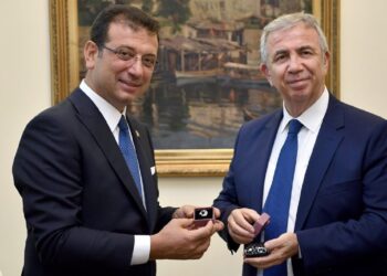 Mansur Yavaş’tan İmamoğlu’na: Anca beraber kanca beraber