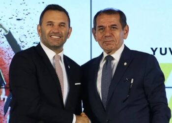 Yönetim kararını verdi… Galatasaray iki isim ile yol ayrımında!