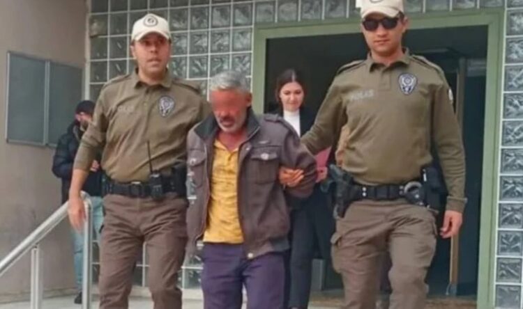 Köpek istismarcısı suçu ‘şeytan’a attı