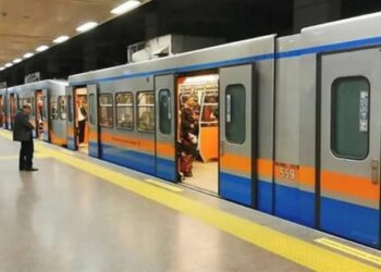 İstanbul’da metro arızası: Yolcular tahliye edildi