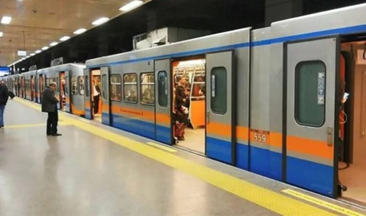 İstanbul’da metro arızası: Yolcular tahliye edildi