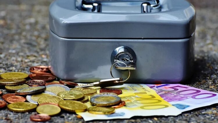 ‘Kur korumalıda kalan zarar ediyor’