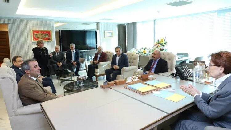 Meral Akşener, Alevi kurumlarının temsilcileriyle görüştü
