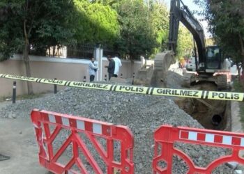 İstanbul’da garip tesadüf: Neresi kazılsa insan kemiği çıkıyor…