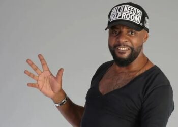 Pascal Nouma, fotoğraf çektirdiği hayranının parmağını kırdı