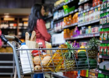 Ünlü market zincirinde skandal: Sosyal medyada paylaştılar